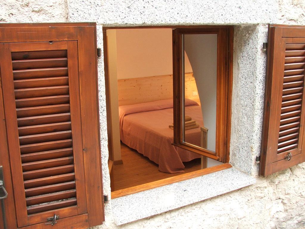 Antica Casa Ortensia Riva del Garda Exterior photo
