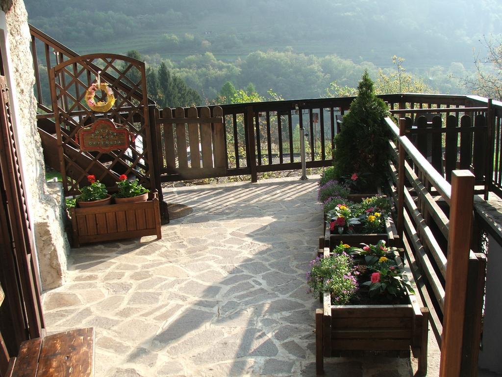 Antica Casa Ortensia Riva del Garda Exterior photo