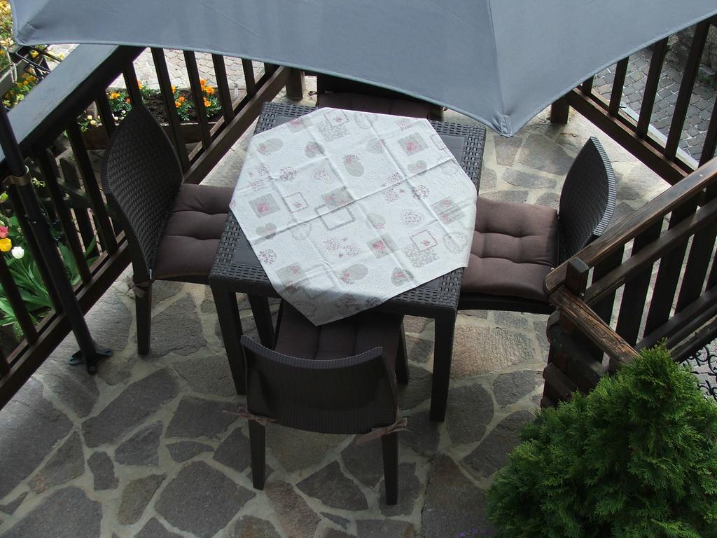 Antica Casa Ortensia Riva del Garda Exterior photo
